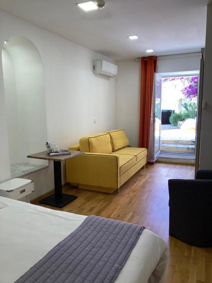 Le Vauban Hotel Villefranche-sur-Mer Luaran gambar