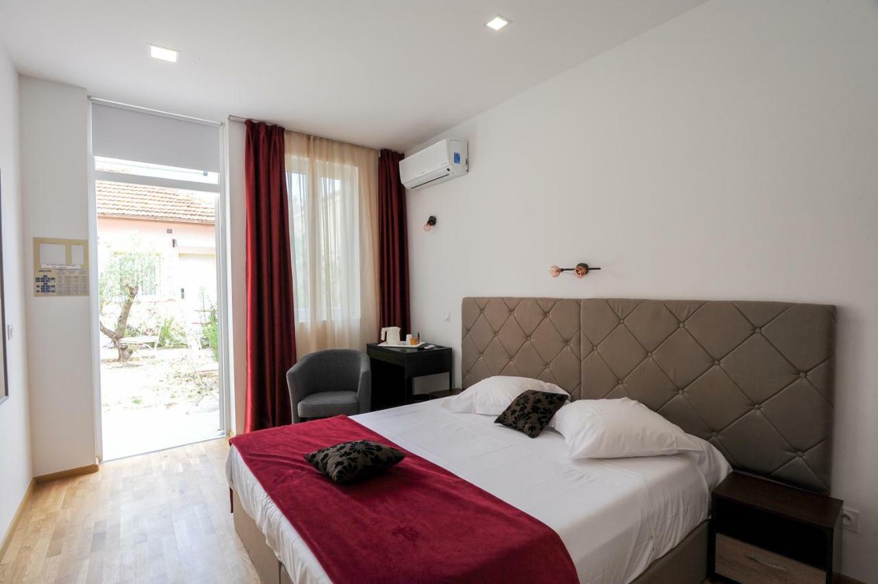 Le Vauban Hotel Villefranche-sur-Mer Luaran gambar